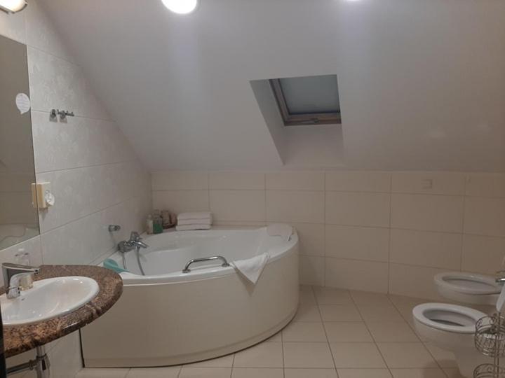 Centuria & Natural Hotel 3*