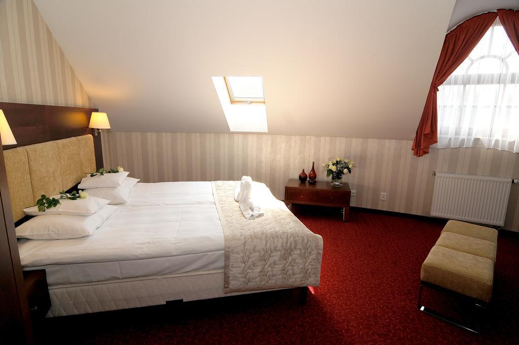 Hotel Centuria & Natural