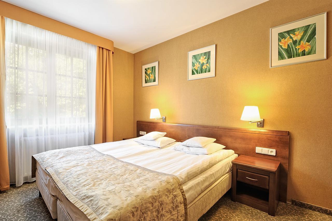 Centuria & Natural 3*